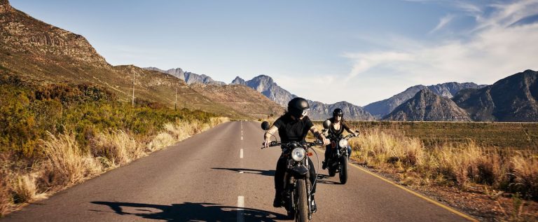 Motorcycle travel: 3 road trips, 3 ways to equip yourself!