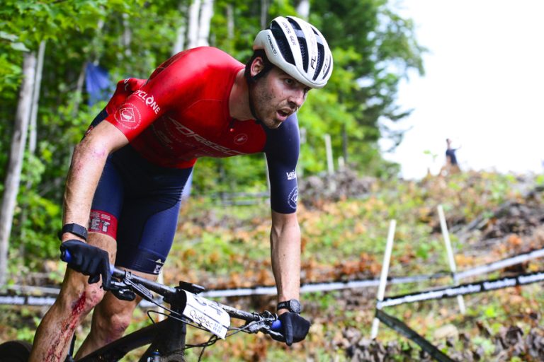 Mountain Bike World Cup |  Léandre Bouchard performs a comeback after a fall