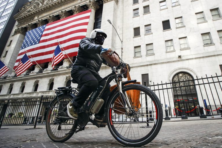 New York |  Four dead in e-bike battery fire