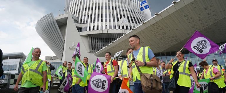 [PHOTOS] Casinos du Québec: employees go on strike for five days on the eve of the Grand Prix du Canada in Montreal