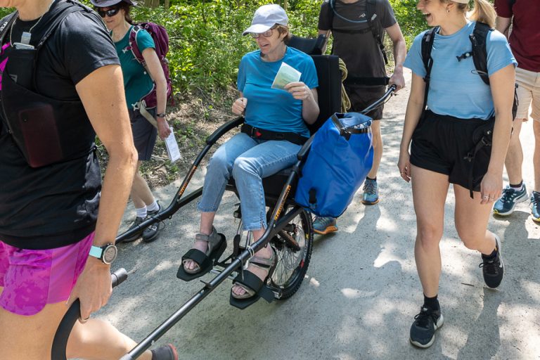 People with disabilities |  Tackle the trails in a joëlette