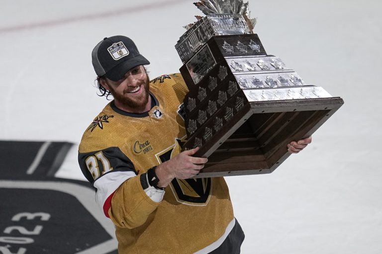 Playoff MVP |  Jonathan Marchessault wins the Conn-Smythe Trophy