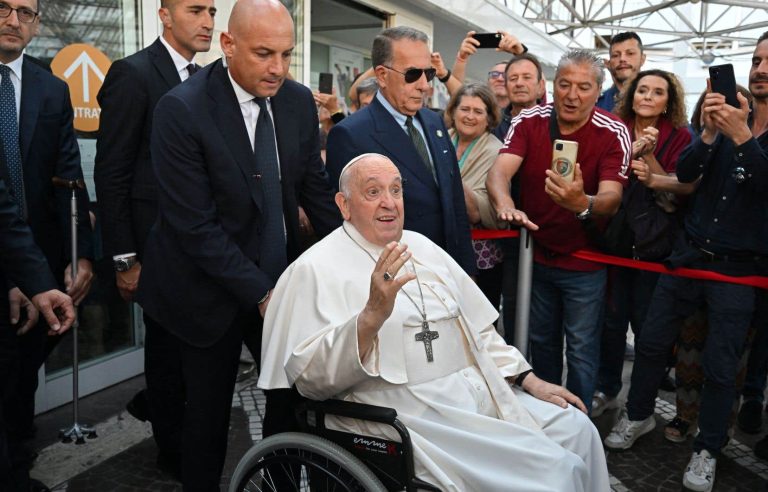 Pope leaves hospital after abdominal surgery