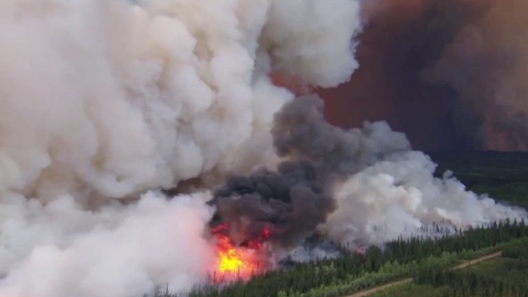 Quebec affected by impressive fires