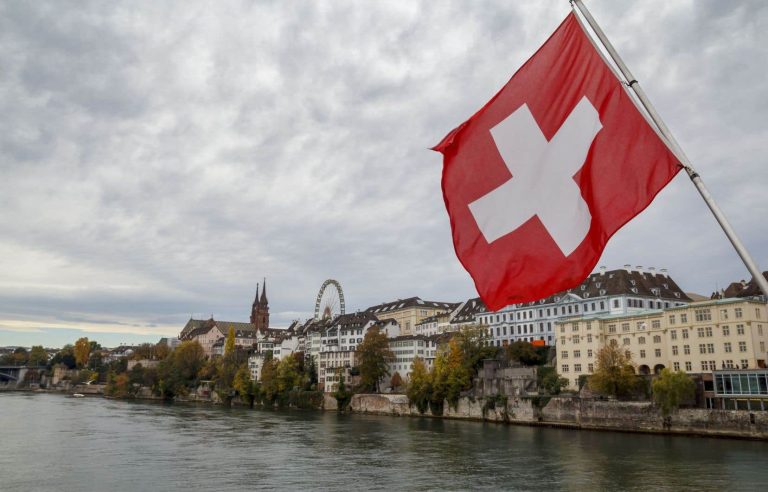 Russian spies swarm in Switzerland, intelligence says