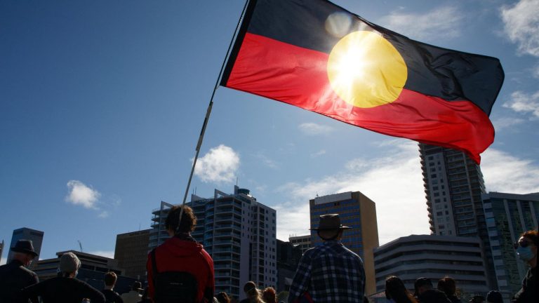 Senate paves way for Aboriginal rights referendum