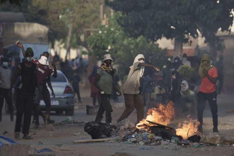 Senegal |  Government announces “investigations” into “unprecedented violence”