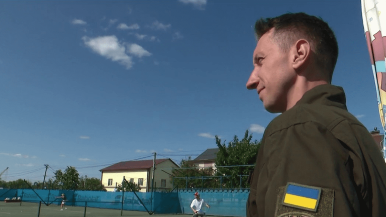 Sergy Stakovsky, from national tennis champion to soldier on the front lines