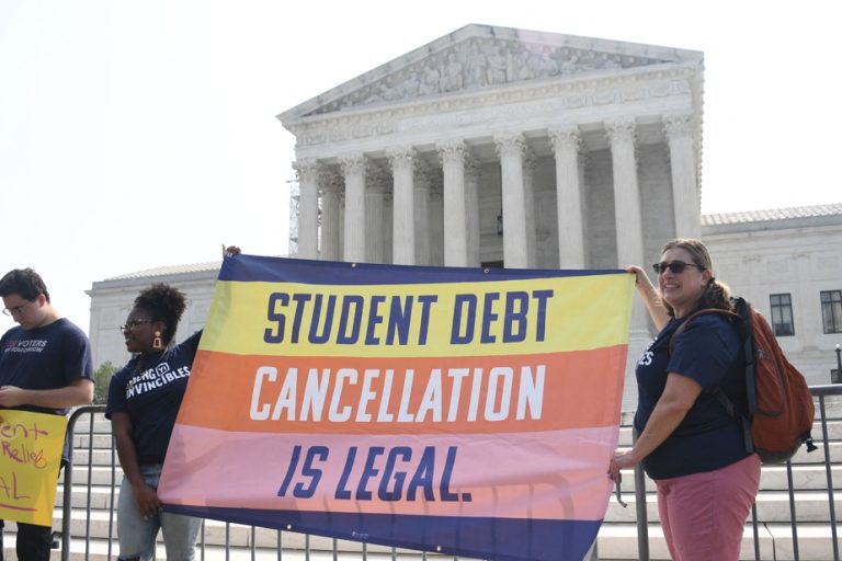 Student debt |  The Supreme Court invalidates a landmark measure by Joe Biden