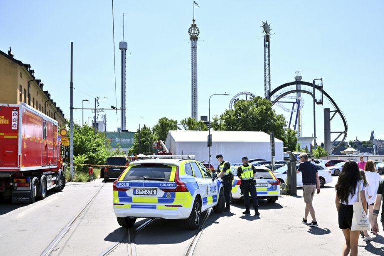 Sweden |  One dead and nine injured in roller coaster derailment