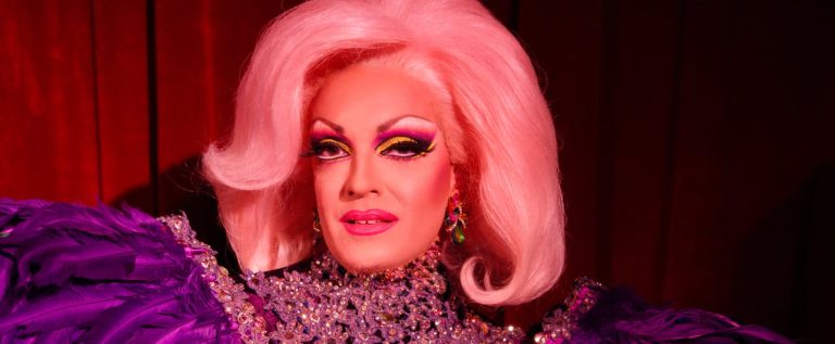 “The Agency”: the drags are revealed like never before