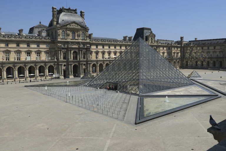 The Louvre Museum welcomes Ukrainian works to protect them