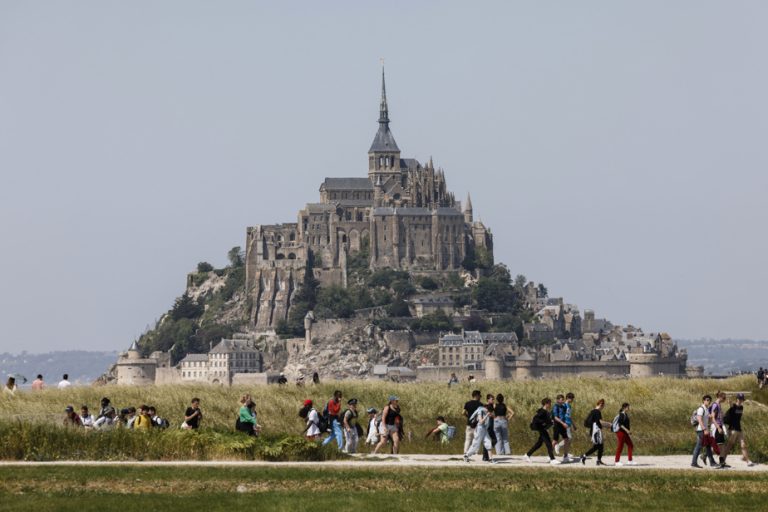 The abbey of Mont-Saint-Michel celebrates its 1000 years