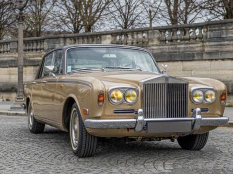 The incredible destiny of the Rolls Royce offered by Coluche to actress Marie Bell!