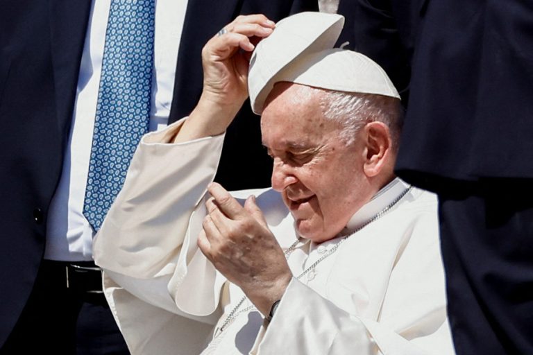 Pope Francis operated for abdominal hernia in Rome