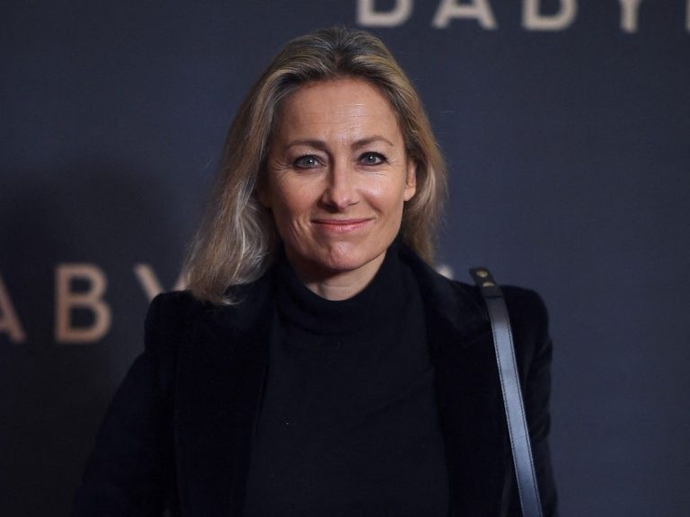 The star journalist of France 2, Anne-Sophie Lapix, has her Twitter account suspended… after her eventful interview with Elon Musk?