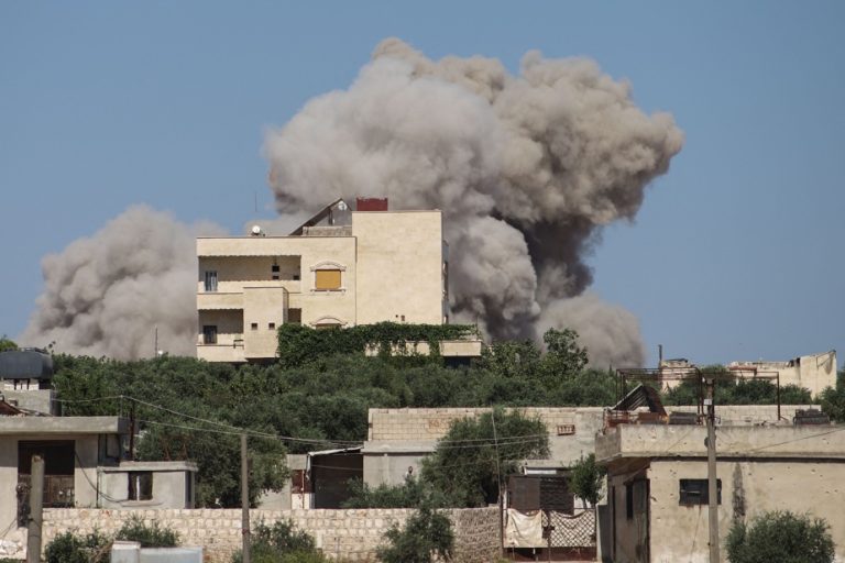 Thirteen dead in Russian strikes on Syrian rebel area