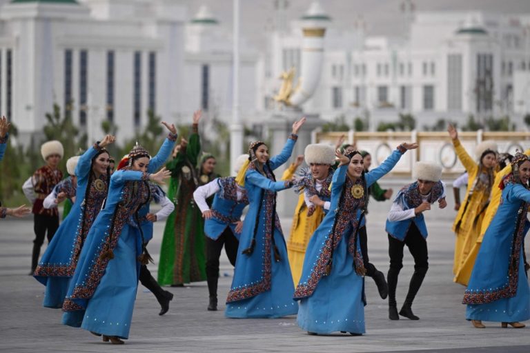 Turkmenistan inaugurates a city in honor of its “head of the nation”