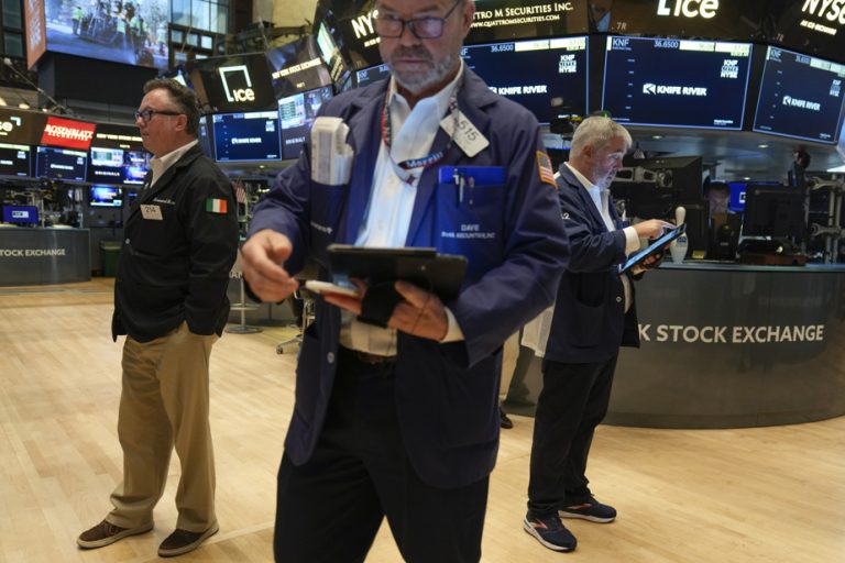 Wall Street opens higher, mostly pleased with jobs report