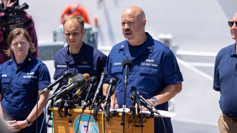 “We do not know” the origin of the detected noises, explain the American coast guards