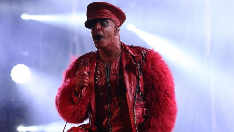 a judicial investigation opened against the singer of the group Rammstein, accused of sexual assault