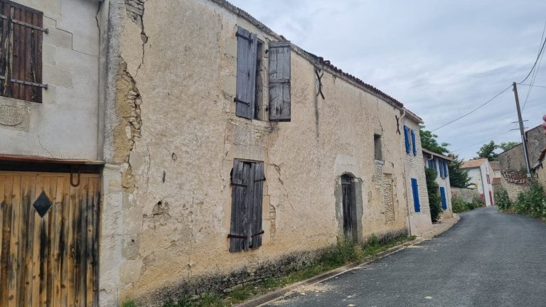 after the earthquake in Charente-Maritime, a psychological aid unit opened in La Laigne