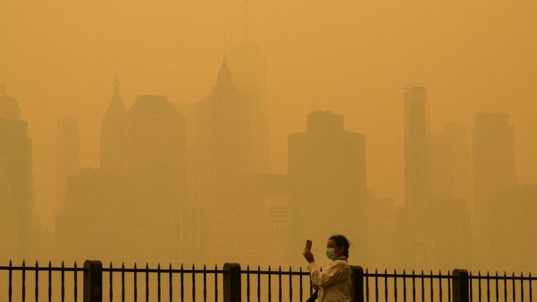 more than 100 million residents of the United States affected by air quality alerts