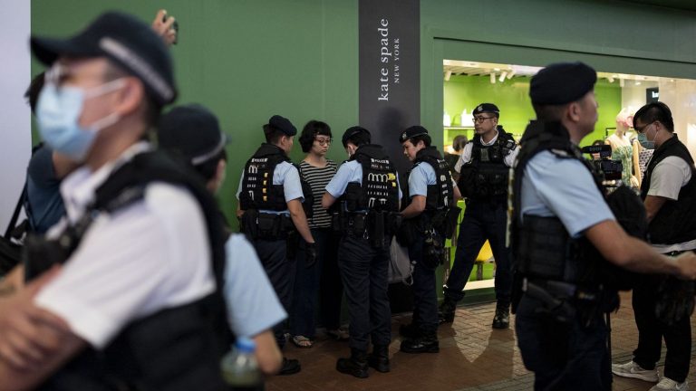 several arrests on the eve of the commemorations of the Tiananmen movement