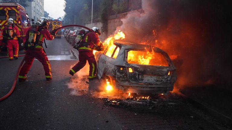 tensions and scuffles in several cities in France