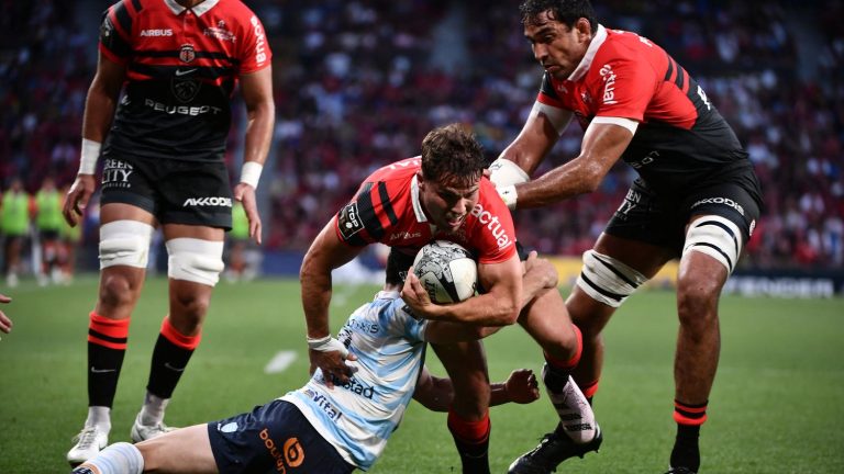 the Reds and Blacks came out on top at the break… Follow the first semi-final of the Top 14