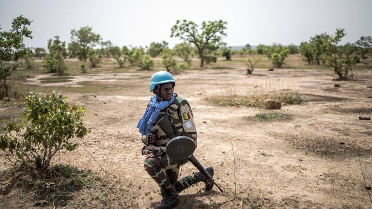 the UN Security Council ends the mission of peacekeepers in the country