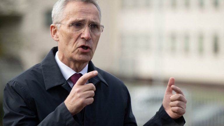 the training of Ukrainian pilots on F-16 aircraft has already “begun”, assures Jens Stoltenberg