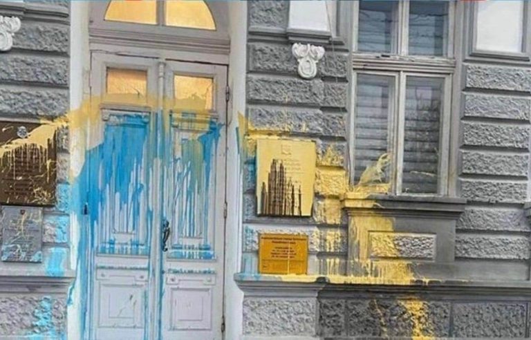 15 years in prison for vandalizing a Crimean government building