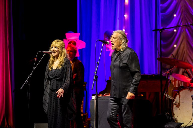 Alison Krauss and Robert Plant |  fire duet