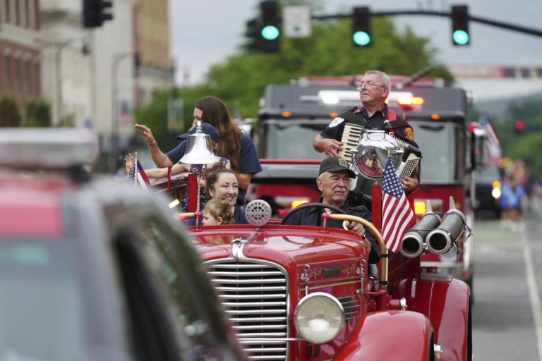 Americans celebrate July 4 despite rain and tragedy