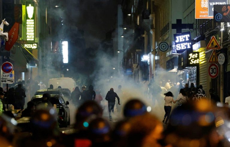 Anger and tensions during a sixth night of riots in France