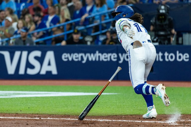 Blue Jays win third straight game