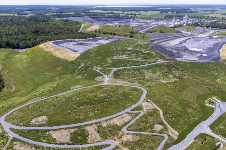 Blue planet, green ideas Estrie |  A park on mine tailings