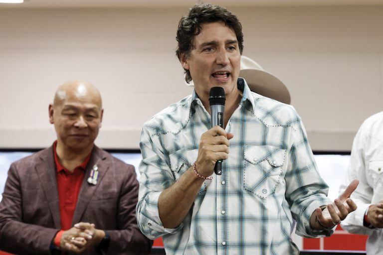 British Columbia Ports |  Pressure is strong to end the strike, says Justin Trudeau