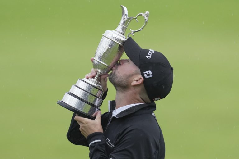 British Open |  Brian Harman wins by six shots