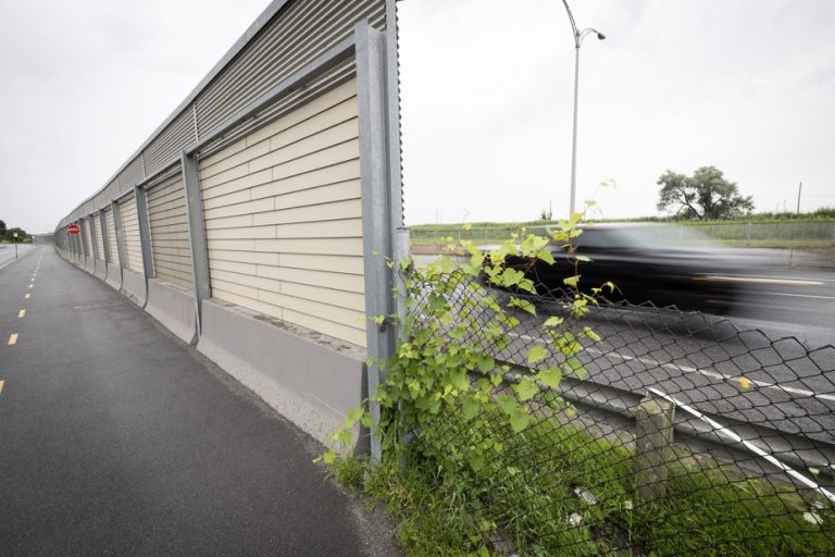 Calling all: Noise barrier in Longueuil |  Who should pay?