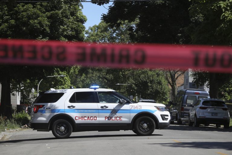 Chicago |  Six dead and 27 injured in another weekend of violence