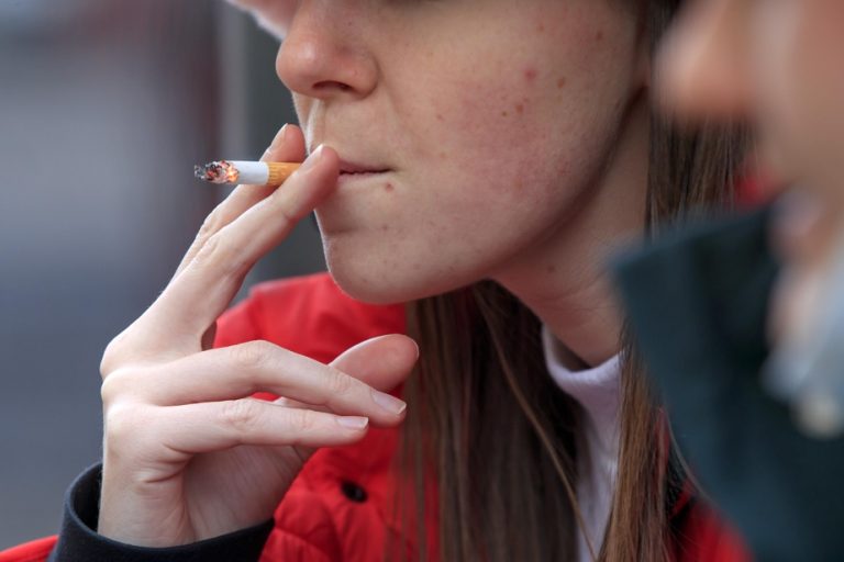 Cigarettes |  Health Canada misses its target