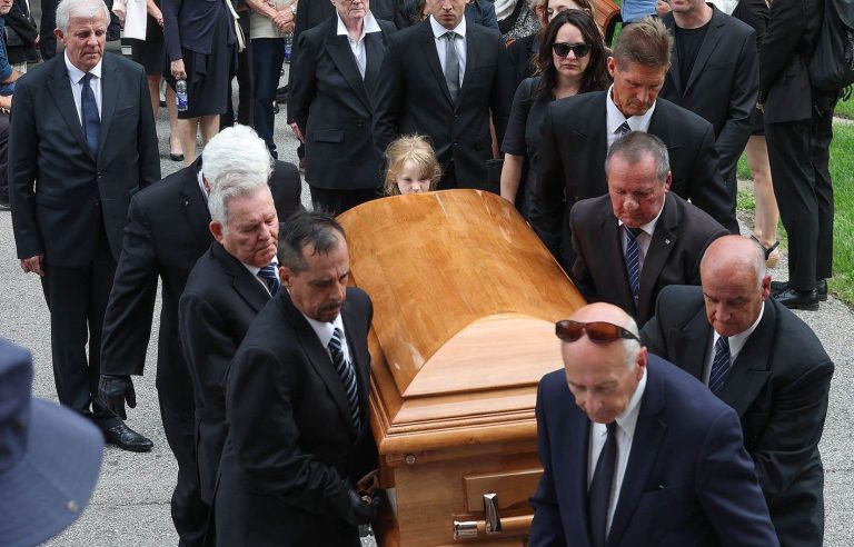 Emotion at the funeral of Denise Bombardier, this “great Quebecer”