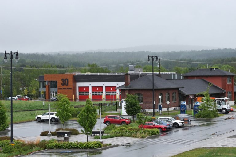 Energy transition in Lac-Mégantic |  A barracks powered by the sun