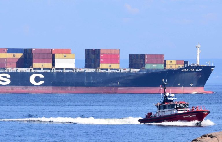 Fewer fast-moving vessels in the Saguenay–St. Lawrence Marine Park