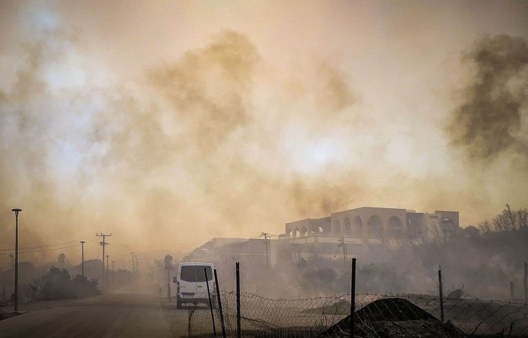 Forest fire on Rhodes island prompts mass evacuations