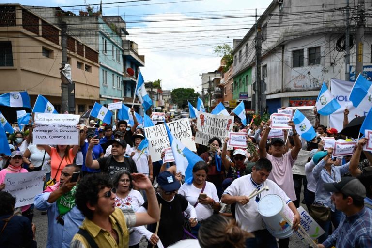 Guatemala |  Protesters call for ‘free elections’