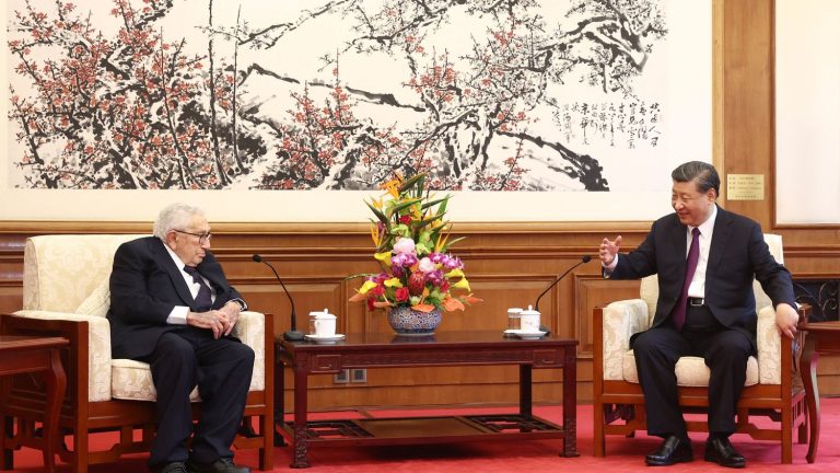 Henry Kissinger, 100, received with honors by Xi Jinping