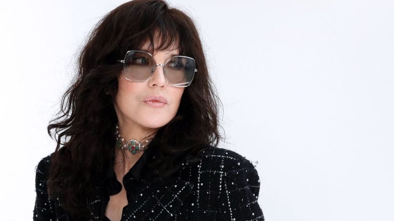 Isabelle Adjani tried for tax evasion and money laundering next October